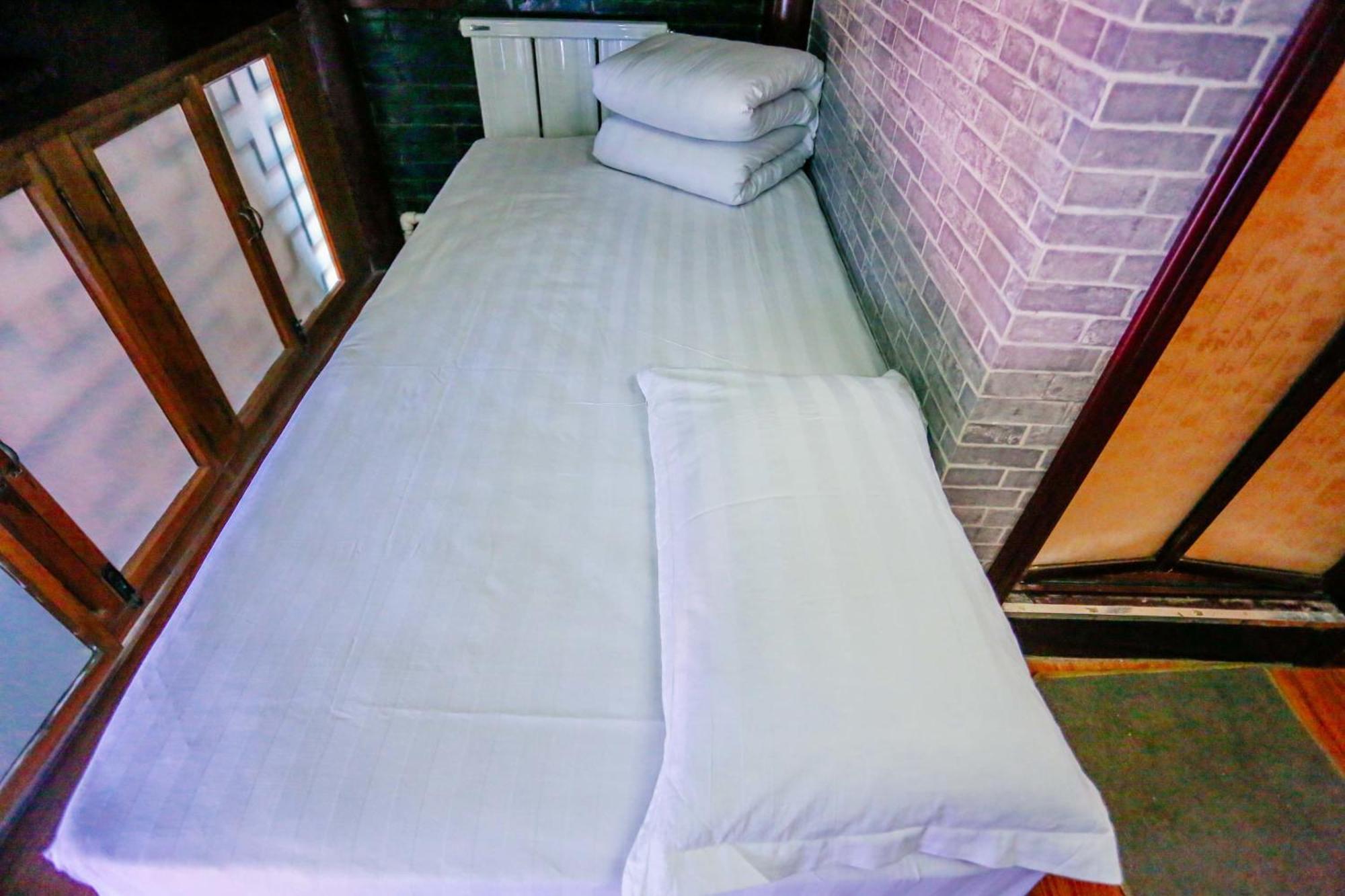 Pingyao Baichanghong Inn Стая снимка